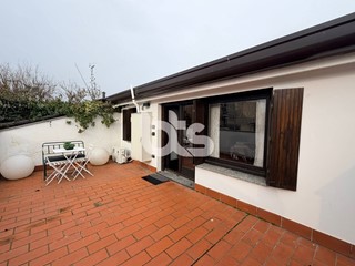 Trilocale in Vendita a Sarnico, 155'000&euro;, 90 m²