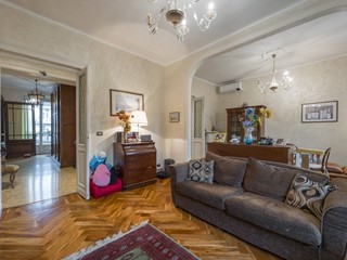 Appartamento in Vendita a Torino, 528'000&euro;, 172 m²