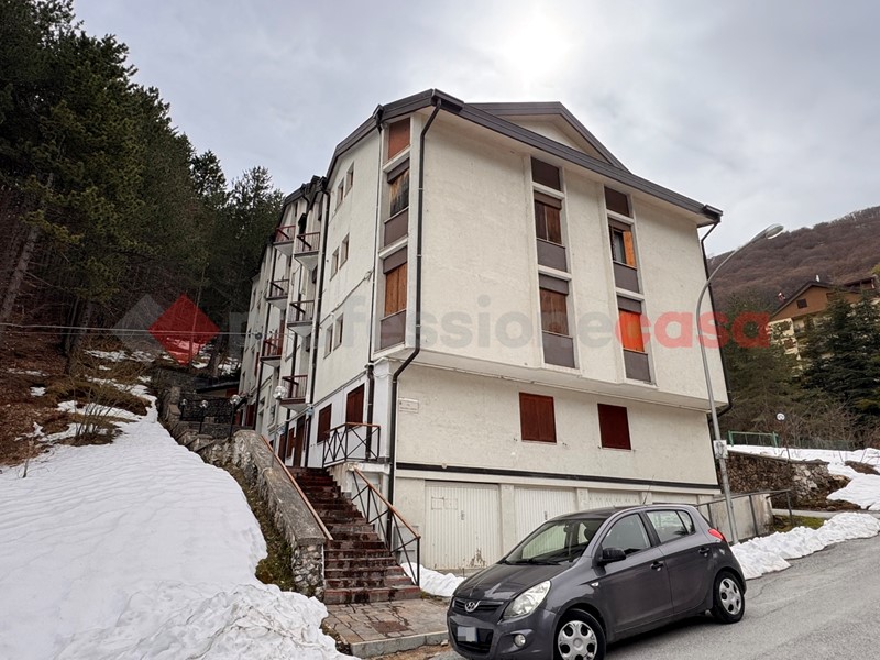 Trilocale in Vendita a Roccaraso, 248'000&euro;, 81 m², arredato, con Box