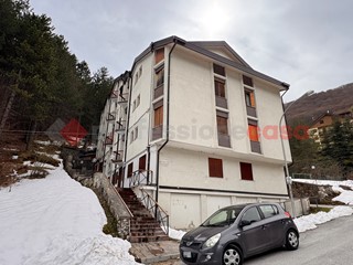 Trilocale in Vendita a Roccaraso, 248'000&euro;, 81 m², arredato, con Box