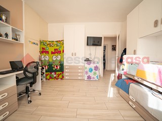 Trilocale in Vendita a Cecina, 200'000&euro;, 78 m², arredato