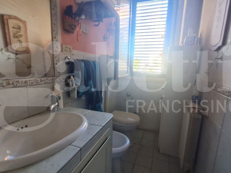 Trilocale in Vendita a Palermo, 99'000&euro;, 90 m²