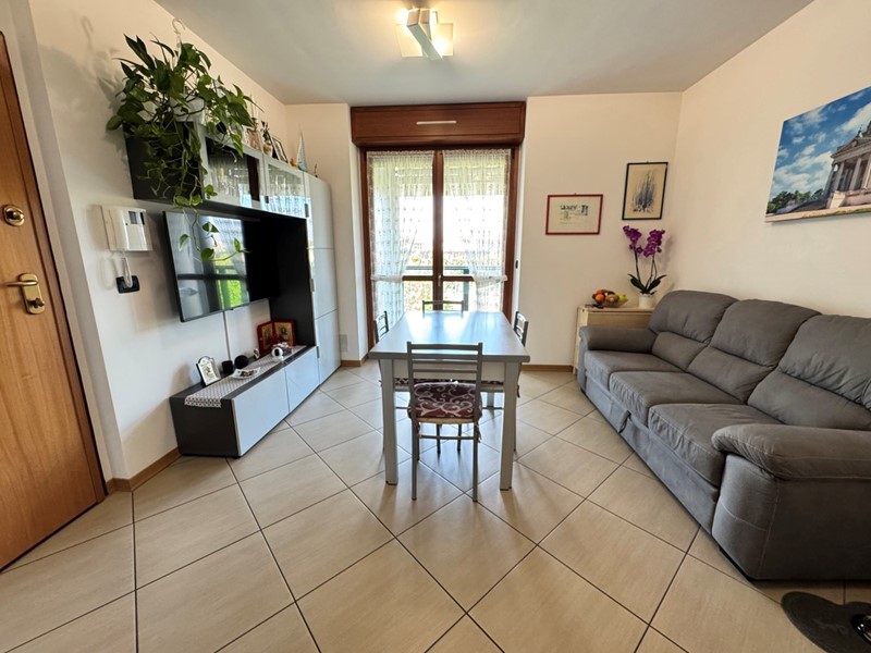 Trilocale in Vendita a Torino, 150'000&euro;, 82 m², arredato, con Box