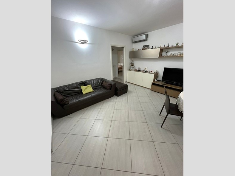 Trilocale in Vendita a Bari, 175'000&euro;, 90 m²