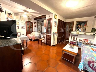 Appartamento in Vendita a Andora, 190'000&euro;, 103 m², arredato
