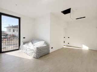 Bilocale in Vendita a Arona, 210'000&euro;, 60 m², arredato