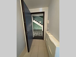 Quadrilocale in Vendita a La Spezia, 305'000&euro;, 82 m², arredato