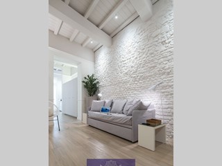 Trilocale in Affitto a Firenze, zona Duomo, 1'500&euro;, 50 m², arredato