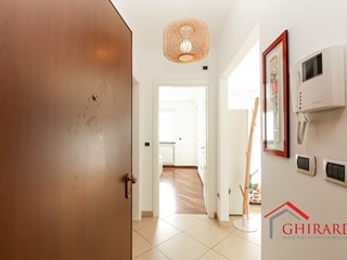 Quadrilocale in Vendita a Genova, zona Sestri Ponente, 212'000&euro;, 51 m², arredato