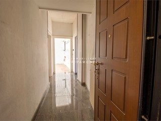 Trilocale in Vendita a Lecco, 125'000&euro;, 72 m²