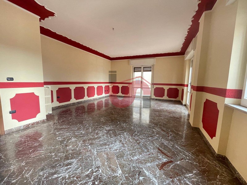 Appartamento in Affitto a Benevento, 690&euro;, 143 m²