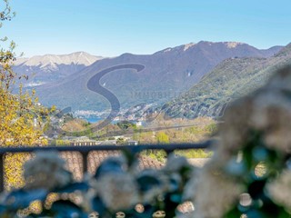 Quadrilocale in Vendita a Como, 650'000&euro;, 106 m²