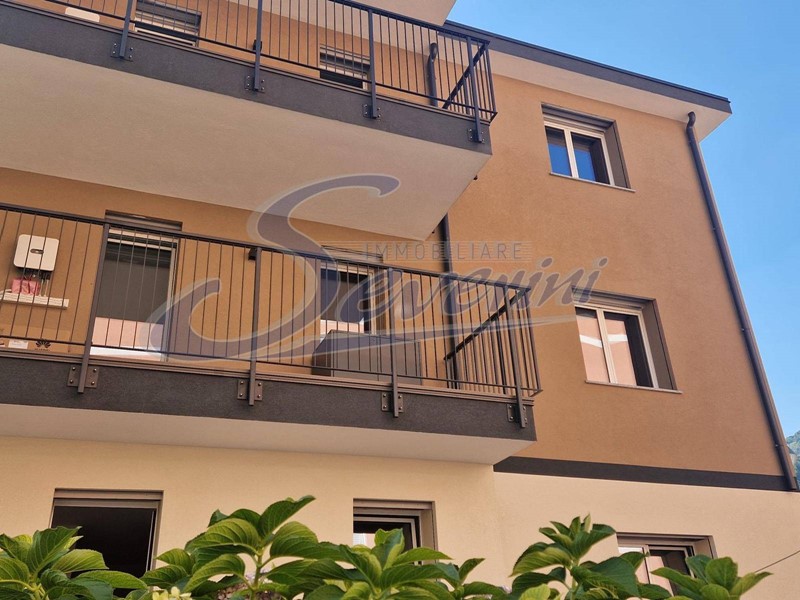 Trilocale in Affitto a Como, 1'600&euro;, 85 m²