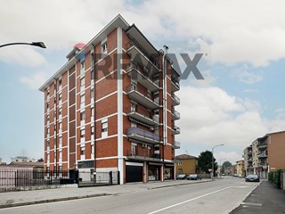 Bilocale in Vendita a Brugherio, 138'000&euro;, 64 m²