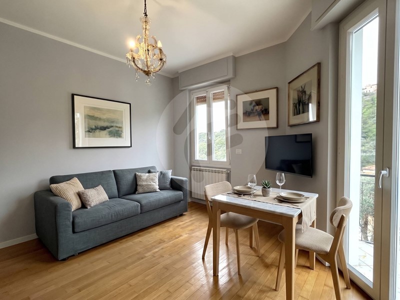 Trilocale in Vendita a Alassio, 185'000&euro;, 65 m²