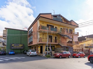 Trilocale in Vendita a Misterbianco, 154'000&euro;, 158 m²