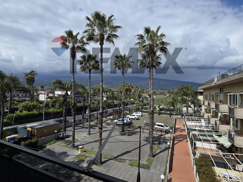 Appartamento in Vendita a Mascali, 105'000&euro;, 70 m²