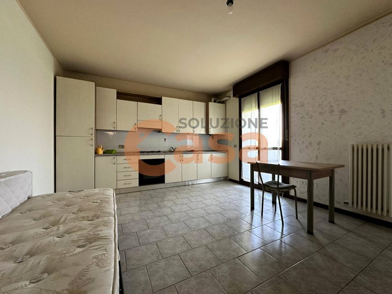 Bilocale in Vendita a Piacenza, 99'000&euro;, 54 m²