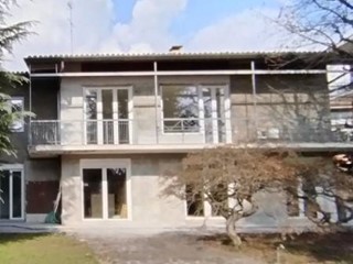 Trilocale in Affitto a Grumello del Monte, 1'300&euro;, 100 m²