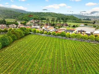 Quadrilocale in Vendita a Provaglio d'Iseo, 218'000&euro;, 160 m²