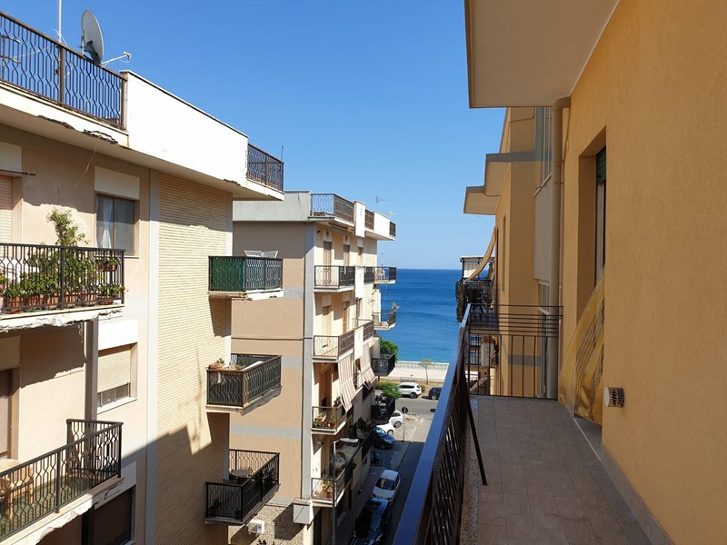 Trilocale in Affitto a Catanzaro, 2'200&euro;, 100 m²