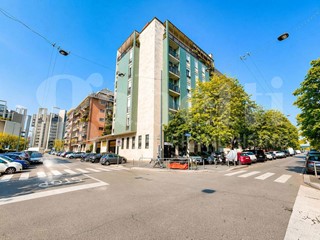 Bilocale in Vendita a Milano, 280'000&euro;, 65 m², arredato