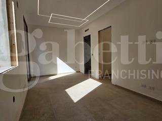 Bilocale in Vendita a Bologna, 175'000&euro;, 40 m²