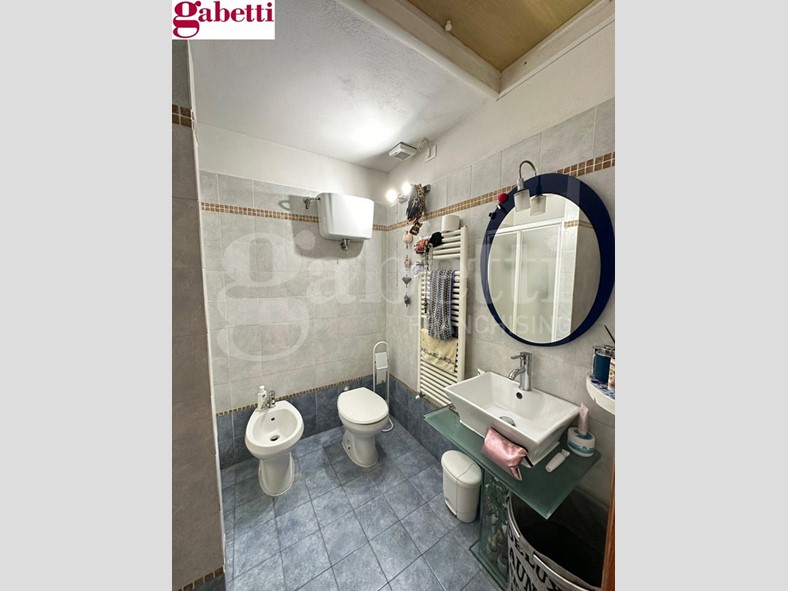 Bilocale in Vendita a Siena, 97'000&euro;, 36 m², con Box