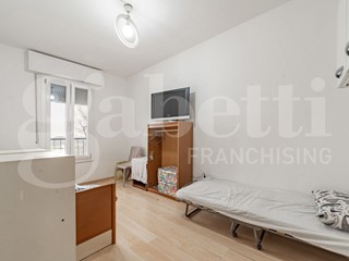 Quadrilocale in Vendita a Milano, 259'000&euro;, 110 m², arredato