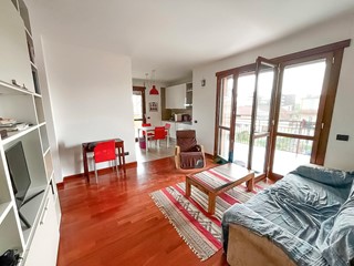 Trilocale in Affitto a Settimo Milanese, 1'200&euro;, 90 m², arredato, con Box