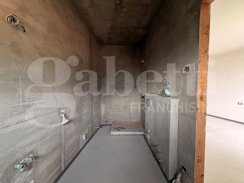 Quadrilocale in Vendita a Lecco, 420'000&euro;, 173 m², con Box