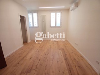 Bilocale in Vendita a Firenze, 225'000&euro;, 52 m²