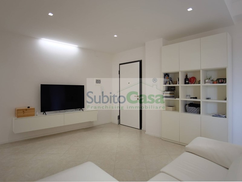 Trilocale in Vendita a Chieti, 59'000&euro;, 80 m²