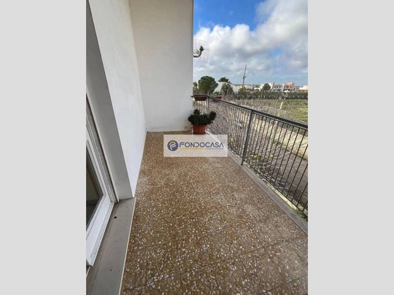 Appartamento in Vendita a Corigliano d'Otranto, 80'000&euro;, 111 m²