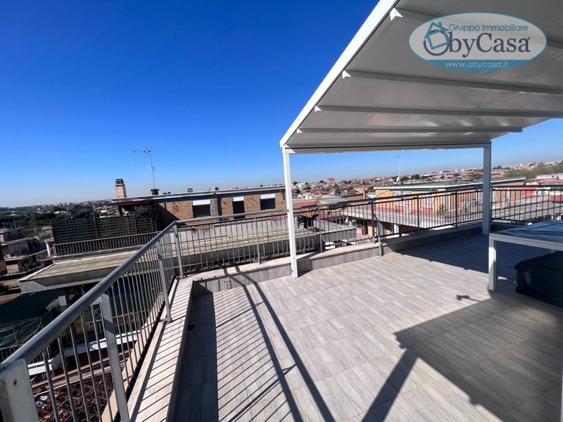 Attico in Vendita a Roma, 309'000&euro;, 40 m²