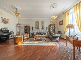 Appartamento in Vendita a Civitavecchia, 359'000&euro;, 184 m²