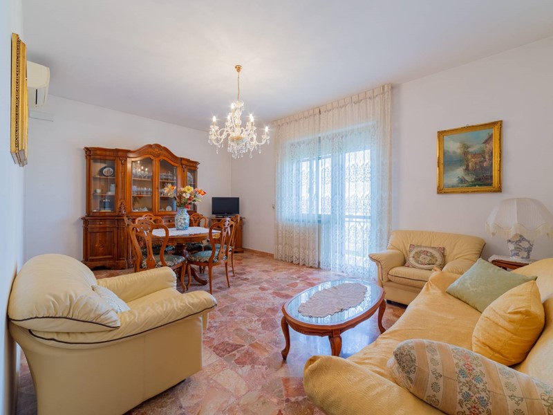 Quadrilocale in Vendita a Vasto, 139'000&euro;, 128 m²