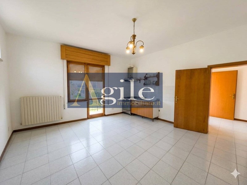 Appartamento in Vendita a Corropoli, 139'000&euro;, 275 m²