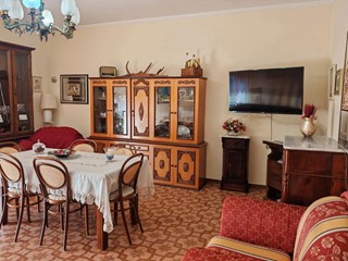 Quadrilocale in Vendita a Venafro, 132'000&euro;, 200 m², arredato