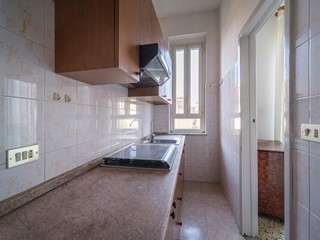 Trilocale in Vendita a Messina, 85'000&euro;, 70 m²