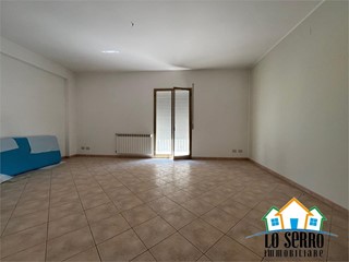 Appartamento in Vendita a Alcamo, 120'000&euro;, 160 m²