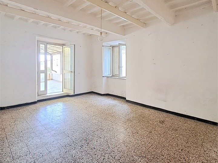 Trilocale in Vendita a Massarosa, 119'000&euro;, 80 m²