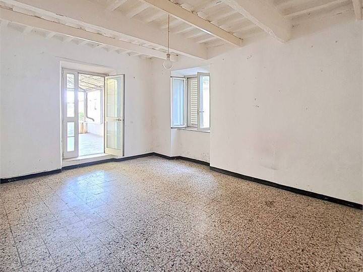 Trilocale in Vendita a Massarosa, 119'000&euro;, 80 m²