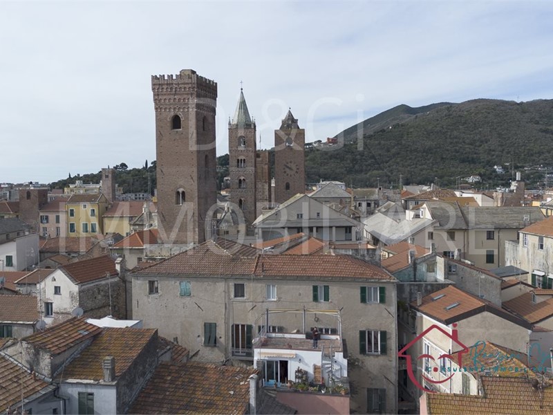 Appartamento in Vendita a Albenga, 369'000&euro;, 120 m²