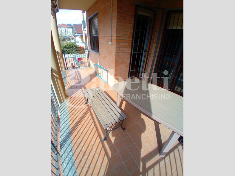 Bilocale in Vendita a Moncalieri, 145'000&euro;, 80 m²