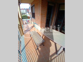 Bilocale in Vendita a Moncalieri, 145'000&euro;, 80 m²