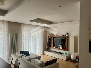 Appartamento in Vendita a Campobasso, 180'000&euro;, 140 m²