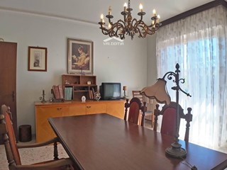 Appartamento in Vendita a Maglie, 125'000&euro;, 138 m²