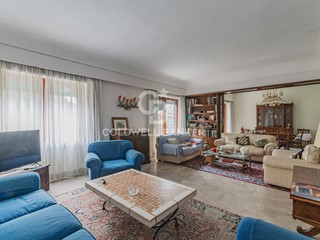 Appartamento in Vendita a Roma, 850'000&euro;, 207 m²