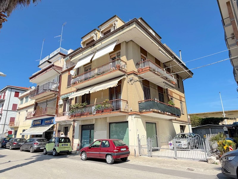 Appartamento in Vendita a San Benedetto del Tronto, 410'000&euro;, 128 m²